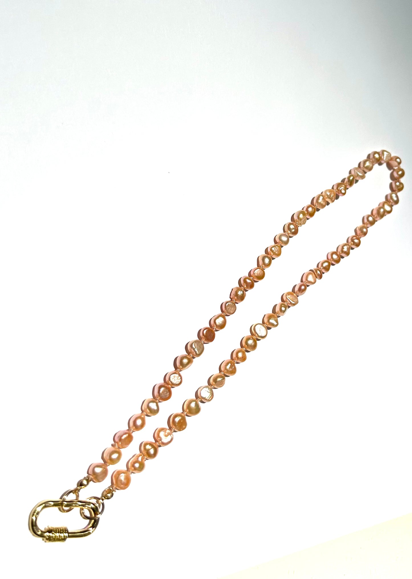 T NUG Light Pink Freshwater Pearl Necklace with Gold Filled Carabiner 18'