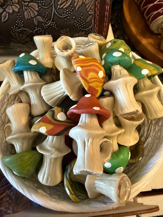 Mushroom pipe/incense holder